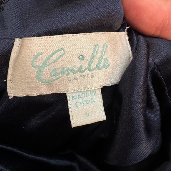 Navy Blue Bodycon Gown with gemstone detail - Picture 11 of 13